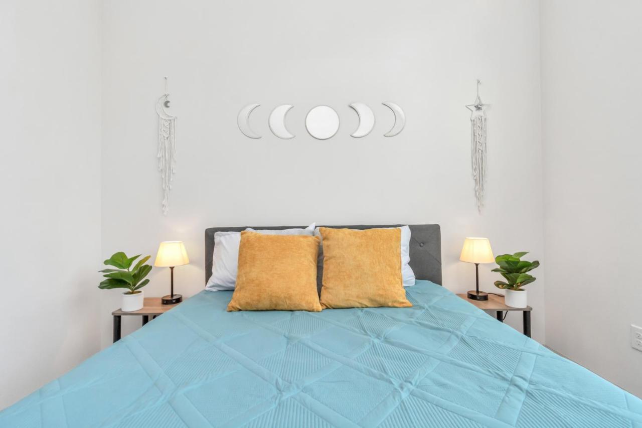 Penthouse Cool-Oasis-In-Houston-Rental Car Available-View-Great-Sleep Exteriör bild