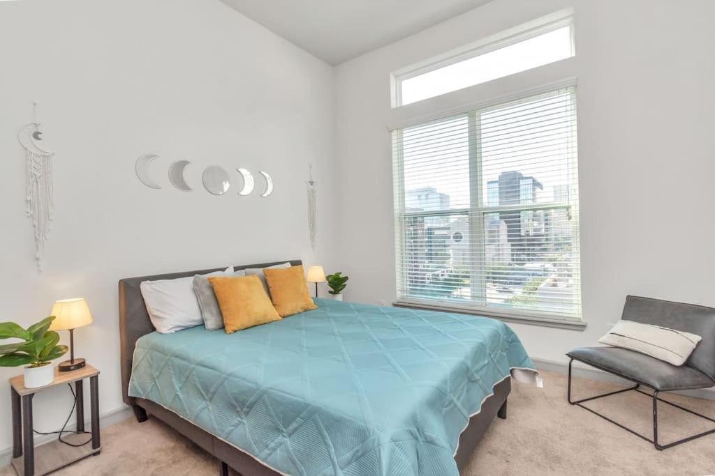 Penthouse Cool-Oasis-In-Houston-Rental Car Available-View-Great-Sleep Exteriör bild